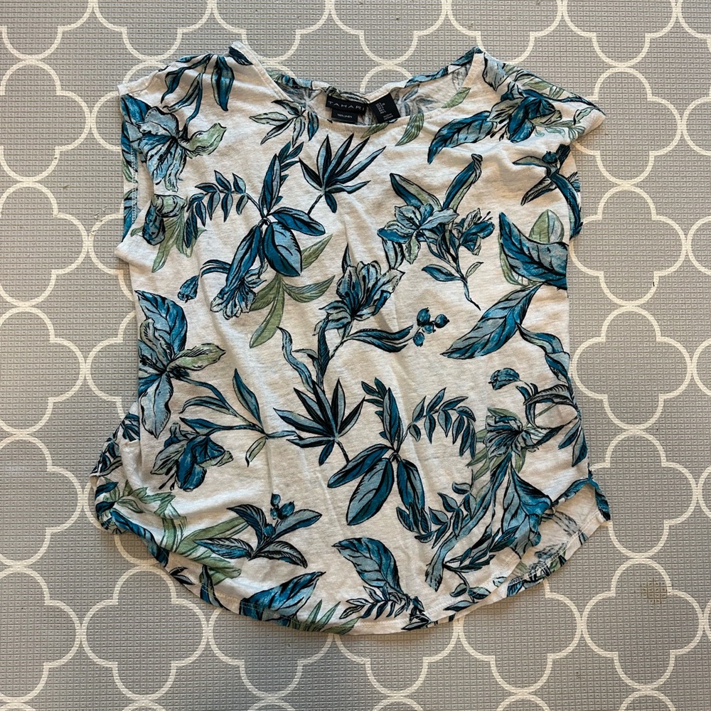 100% Linen Tropical Leaf Print Short Sleeve Top Resort wear Natural Fibers Beach